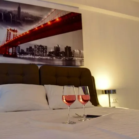 Apartament Eric Bucureşti